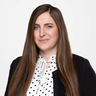 Jessica Collins_2025_EM1_2580 C (2) Jessica Collins_2025_EM1_2580 C (2)